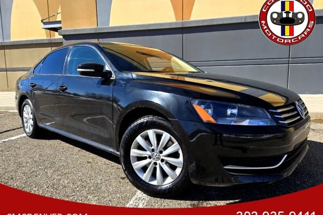 2014 Volkswagen Passat Wolfsburg Edition photo 1