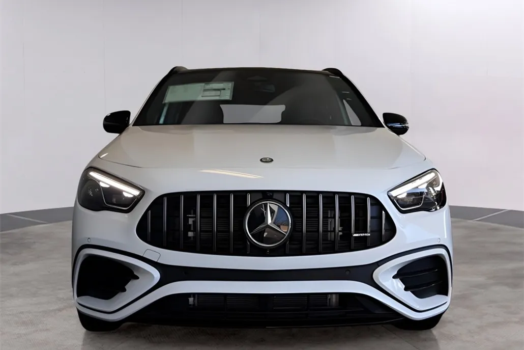 2025 Mercedes Benz GLA 35 AMG 4MATIC photo 1