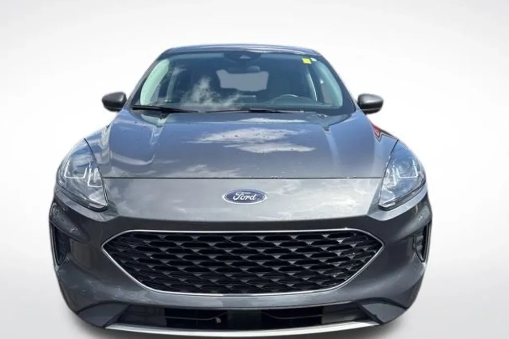2022 Ford Escape SE photo 1