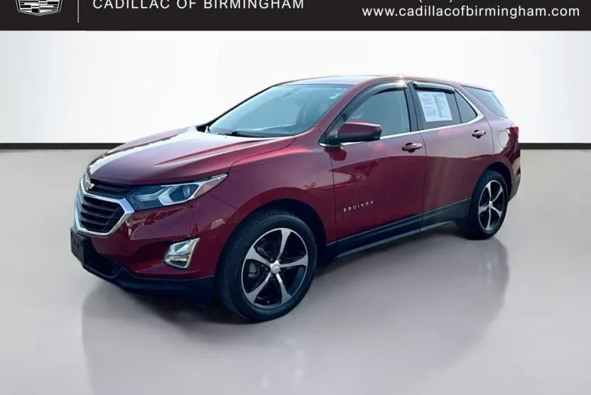 2020 Chevrolet Equinox LT photo 1