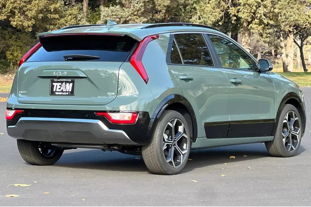 2025 Kia Niro EX Touring photo 1