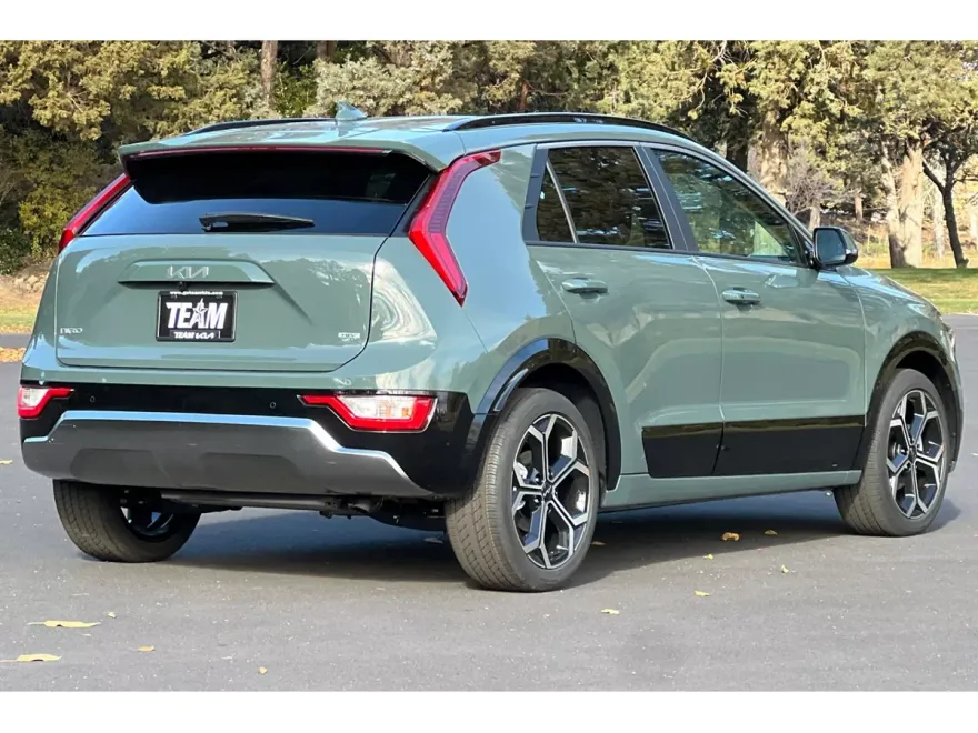 2025 Kia Niro EX Touring photo 1