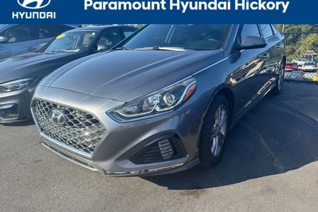 2019 Hyundai Sonata SEL photo 1