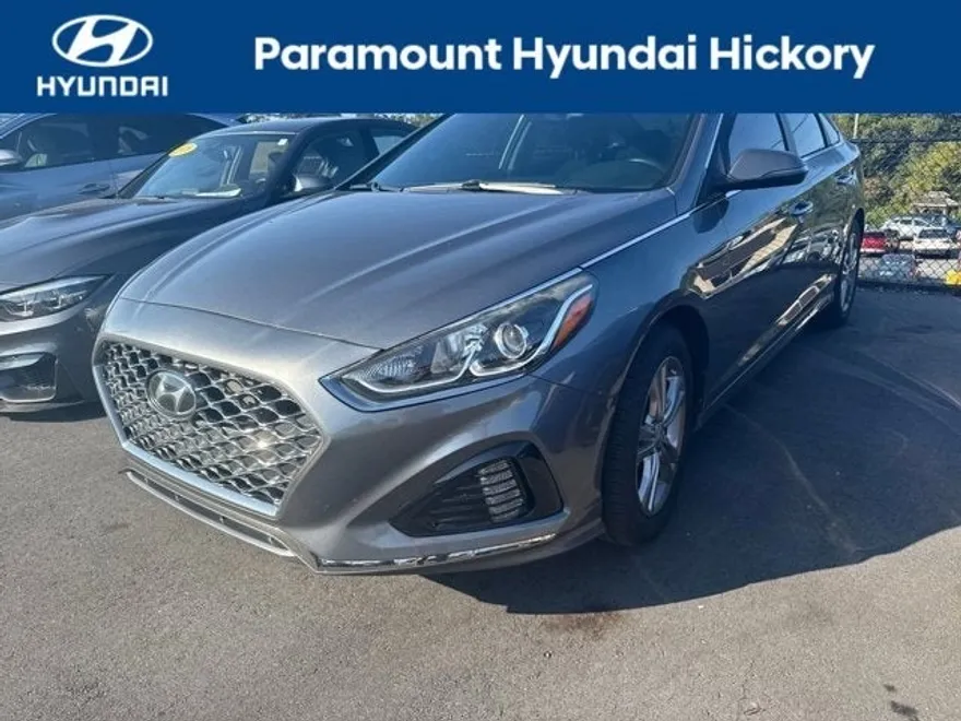 2019 Hyundai Sonata SEL photo 1