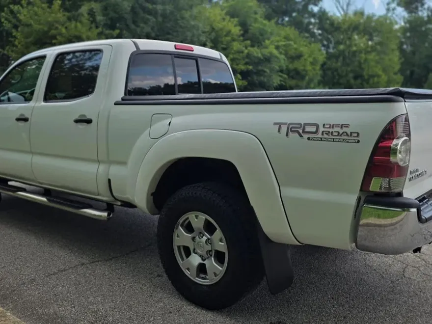 2013 Toyota Tacoma Double Cab PreRunner photo 1