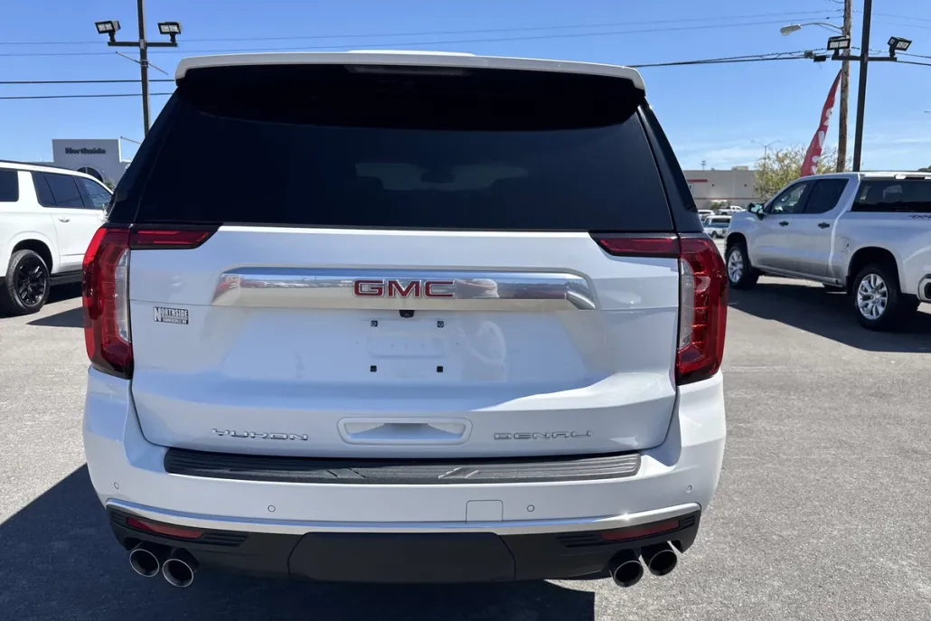 2024 Gmc Yukon Denali photo 1