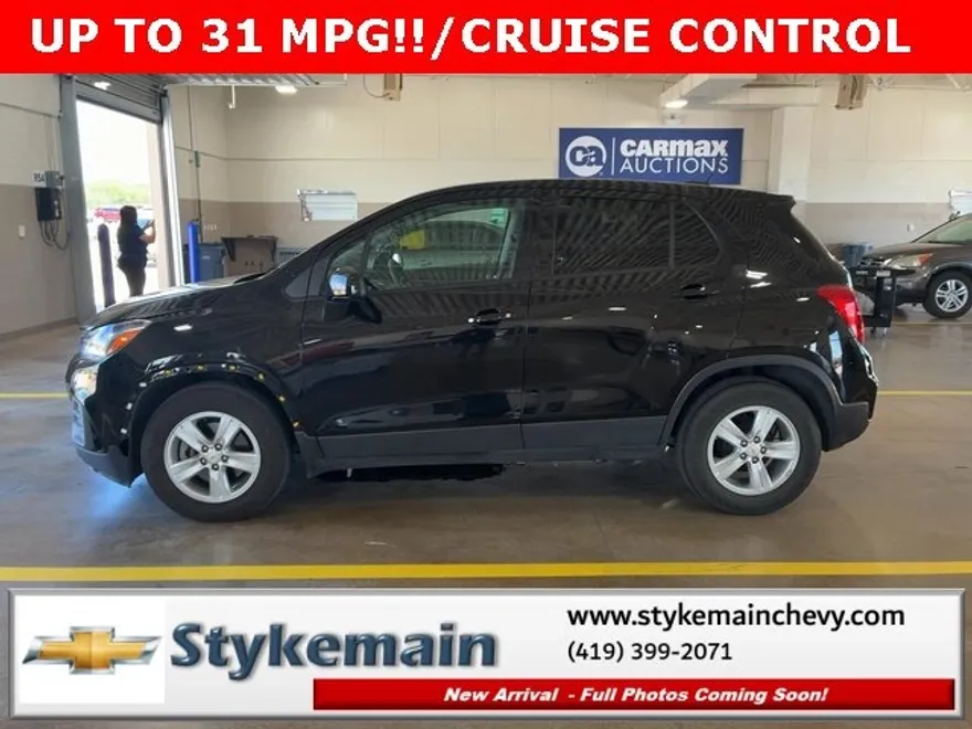2020 Chevrolet Trax LS photo 1