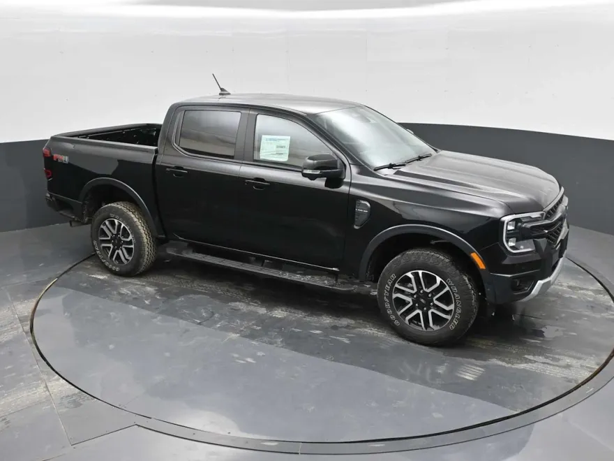 2024 Ford Ranger Lariat photo 1