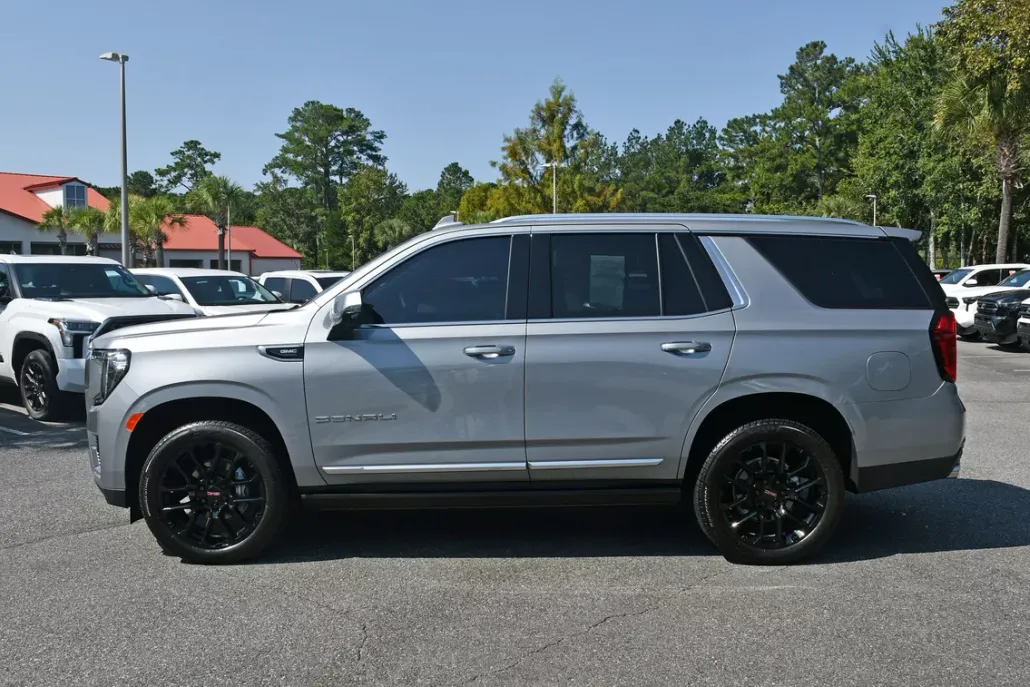 2024 Gmc Yukon Denali photo 1