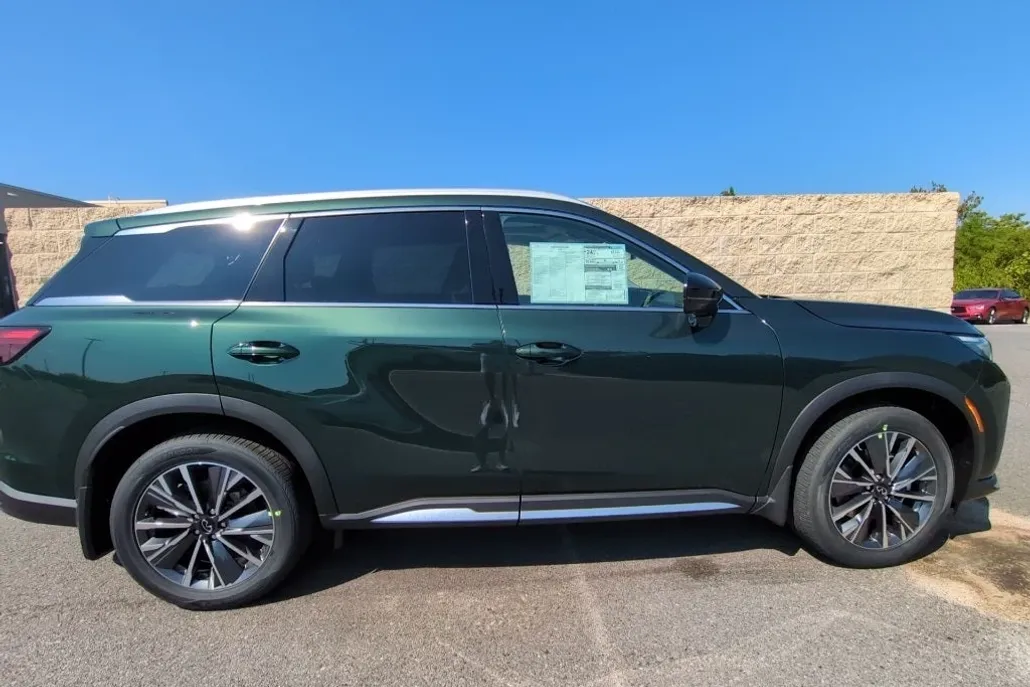 2026 Infiniti QX60 Luxe photo 1
