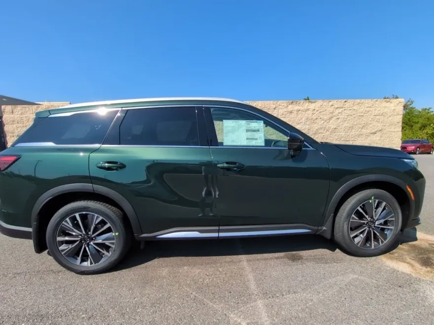 2026 Infiniti QX60 Luxe photo 1