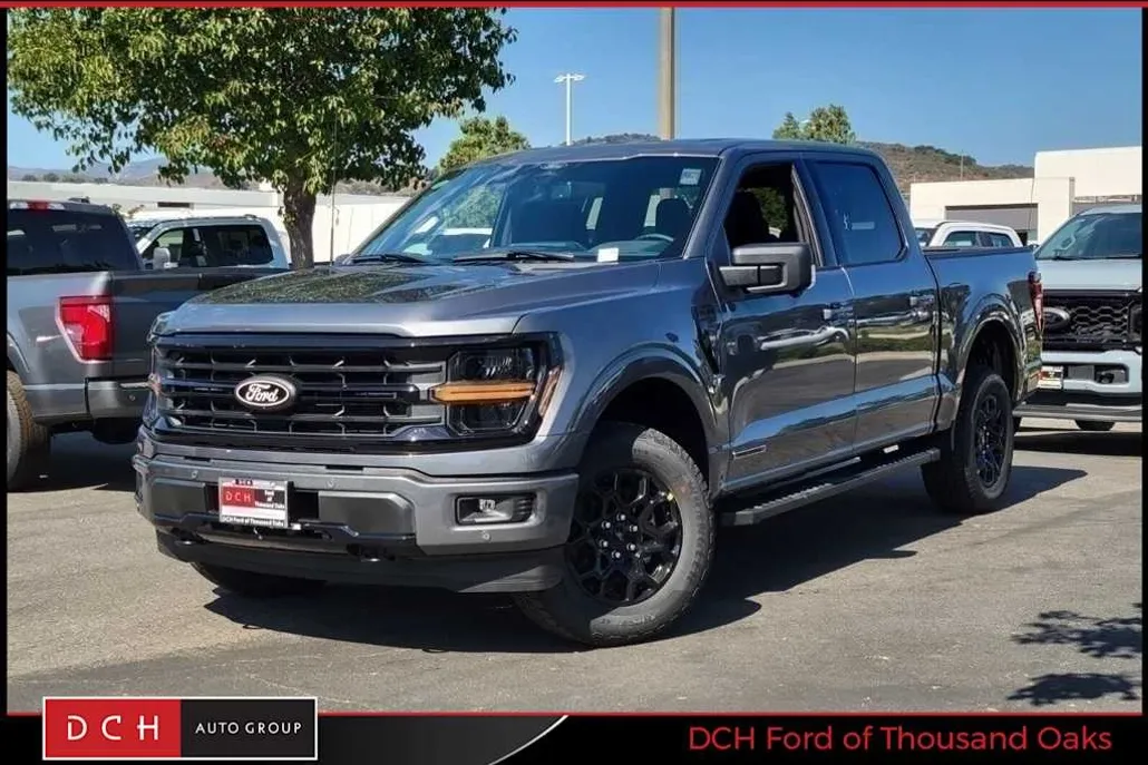 2025 Ford F-150 XLT photo 1