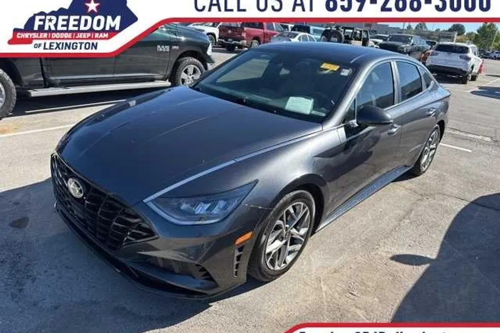 2020 Hyundai Sonata SEL photo 1