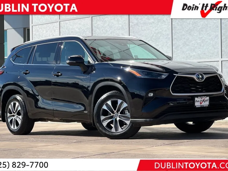 2024 Toyota Highlander Hybrid XLE photo 1