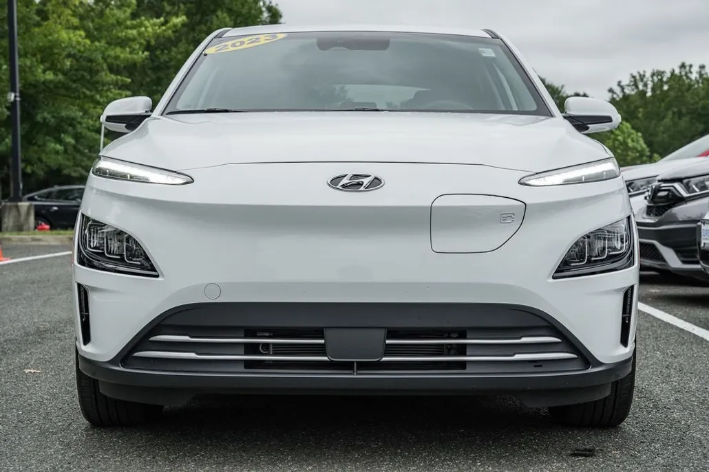 2023 Hyundai Kona Electric Limited photo 1