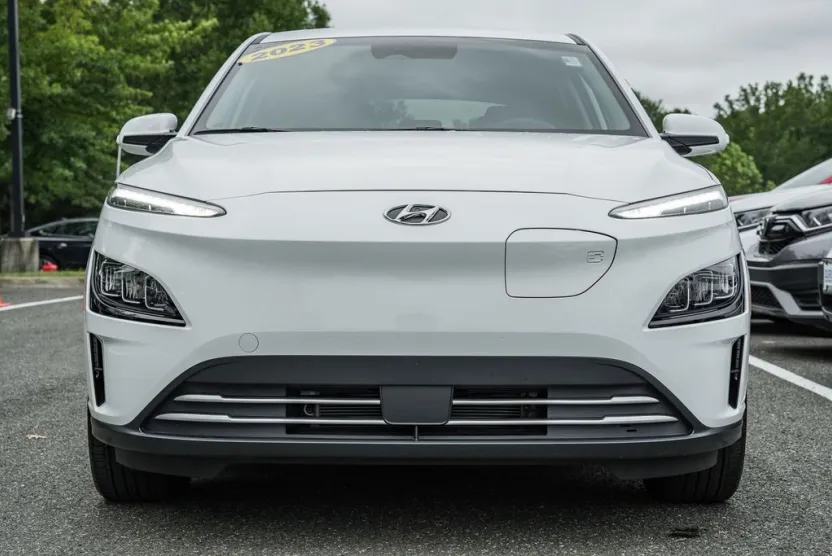 2023 Hyundai Kona Electric Limited photo 1