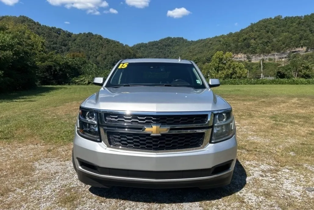 2015 Chevrolet Tahoe LT photo 1