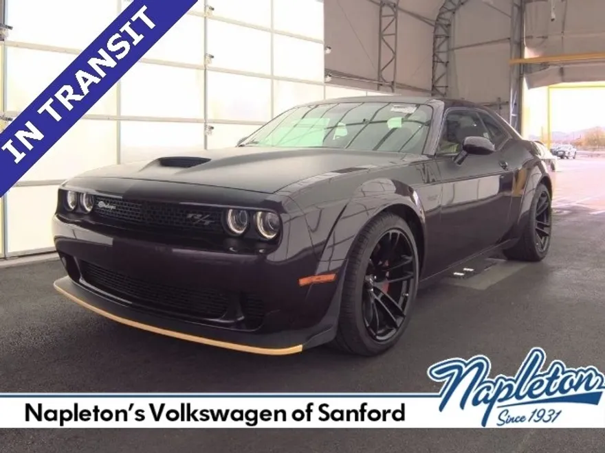 2022 Dodge Challenger R/T Scat Pack Widebody photo 1