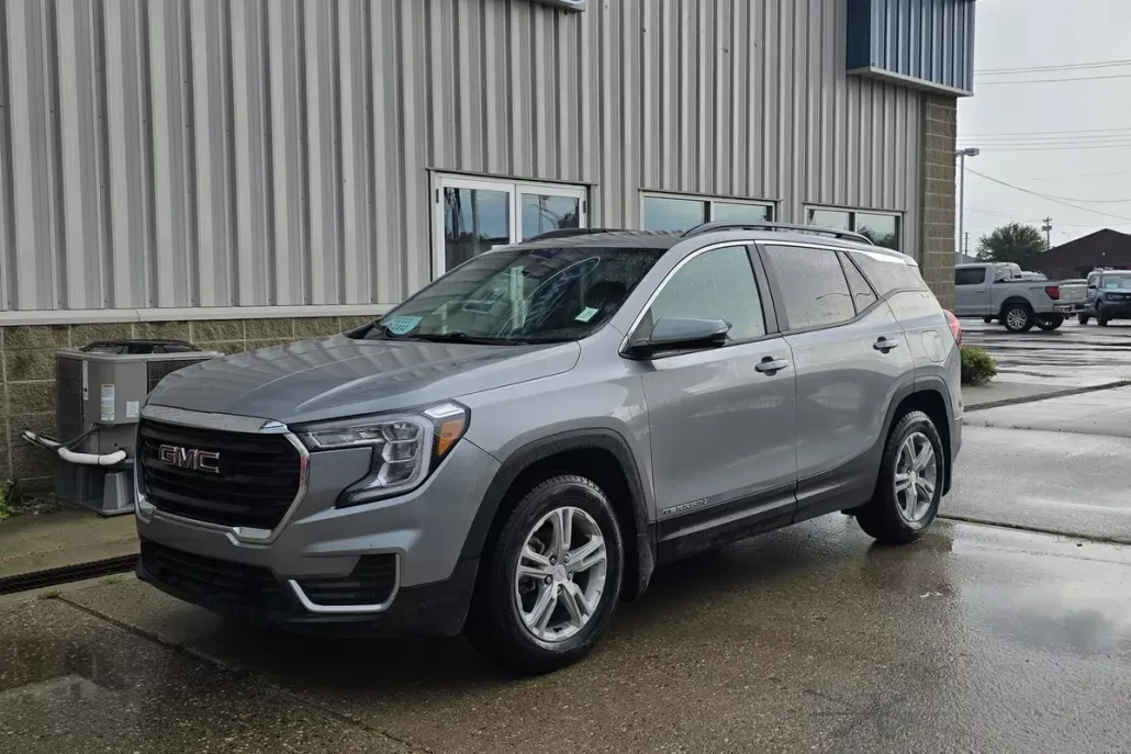 2023 Gmc Terrain SLE photo 1