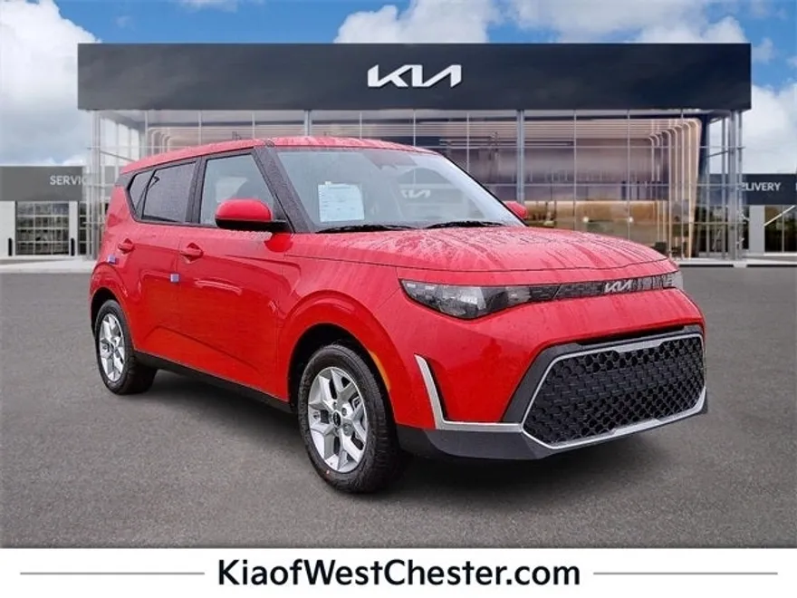 2025 Kia Soul S photo 1