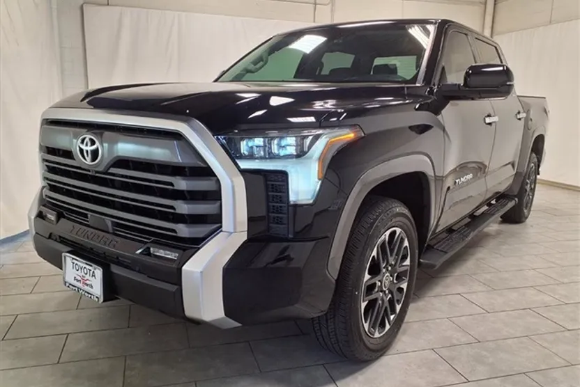 2024 Toyota Tundra Limited photo 1