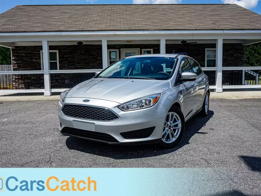 2016 Ford Focus SE photo 1