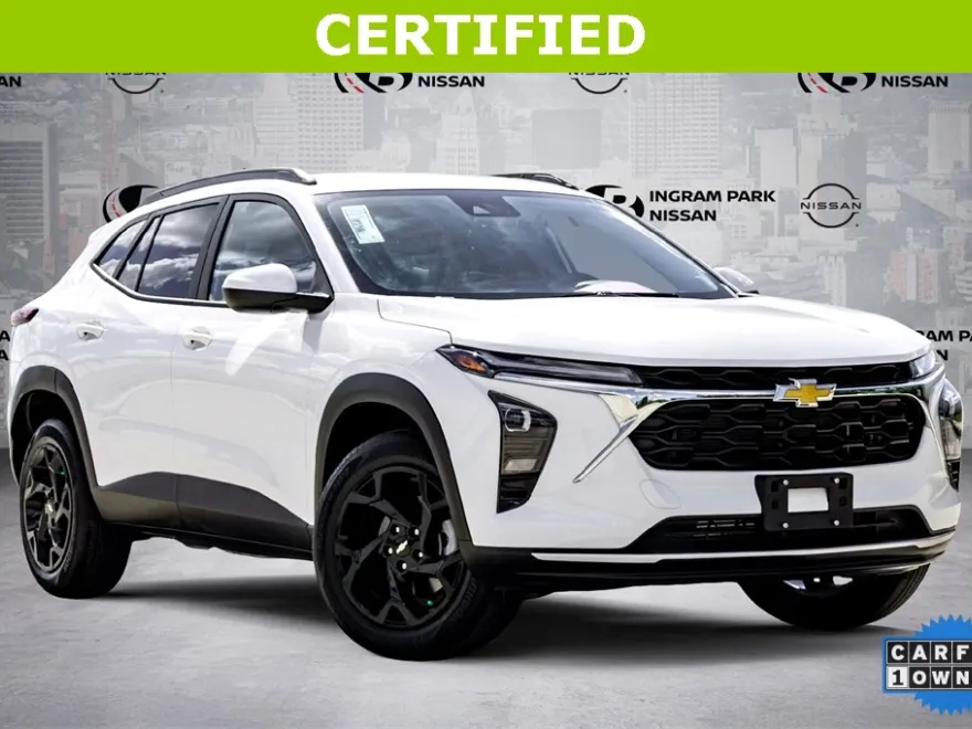 2025 Chevrolet Trax LT photo 1