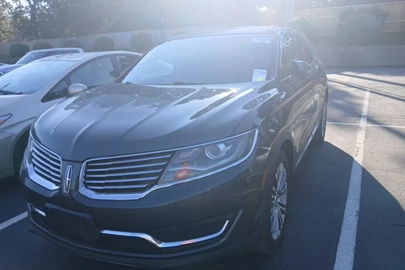 2017 Lincoln MKX Reserve photo 1