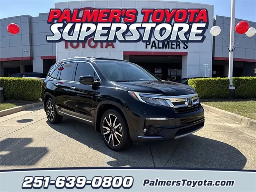 2021 Honda Pilot Touring photo 1