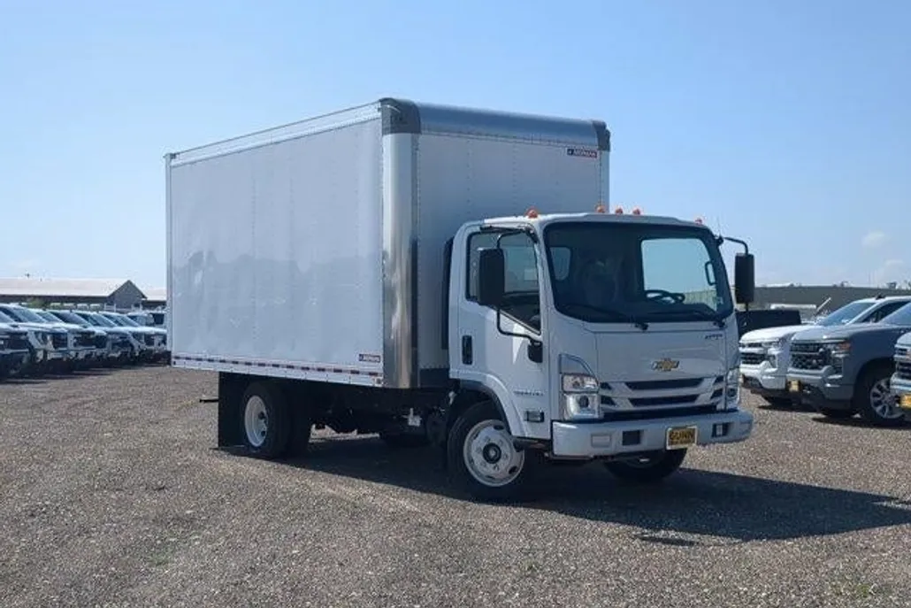 2024 Chevrolet Silverado 4500HD photo 1