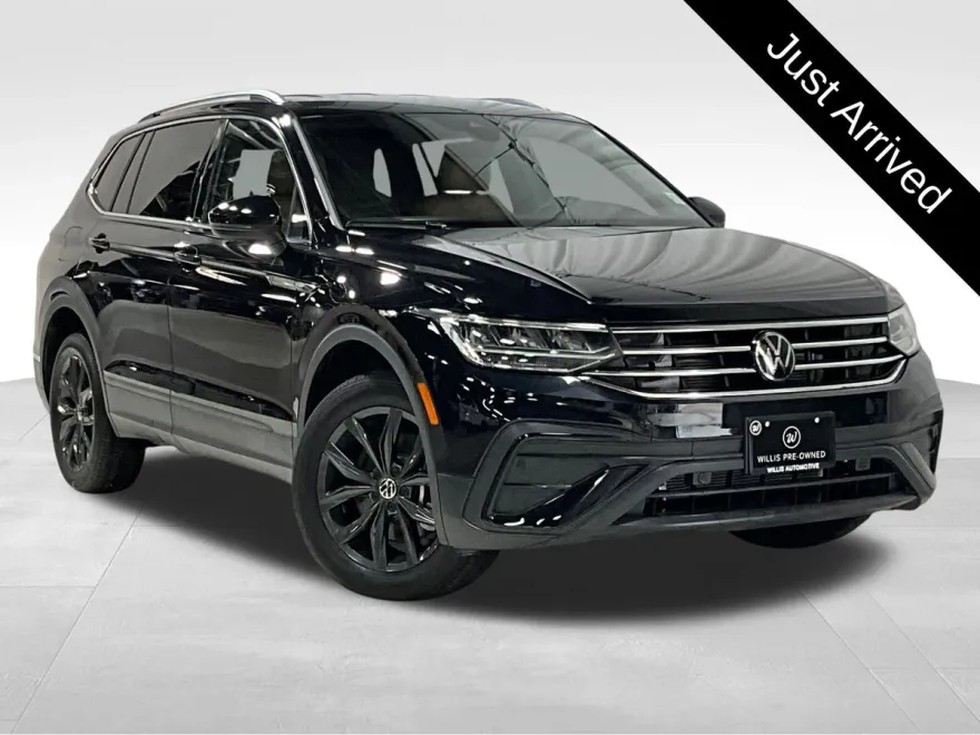 2024 Volkswagen Tiguan SE Wolfsburg Edition photo 1