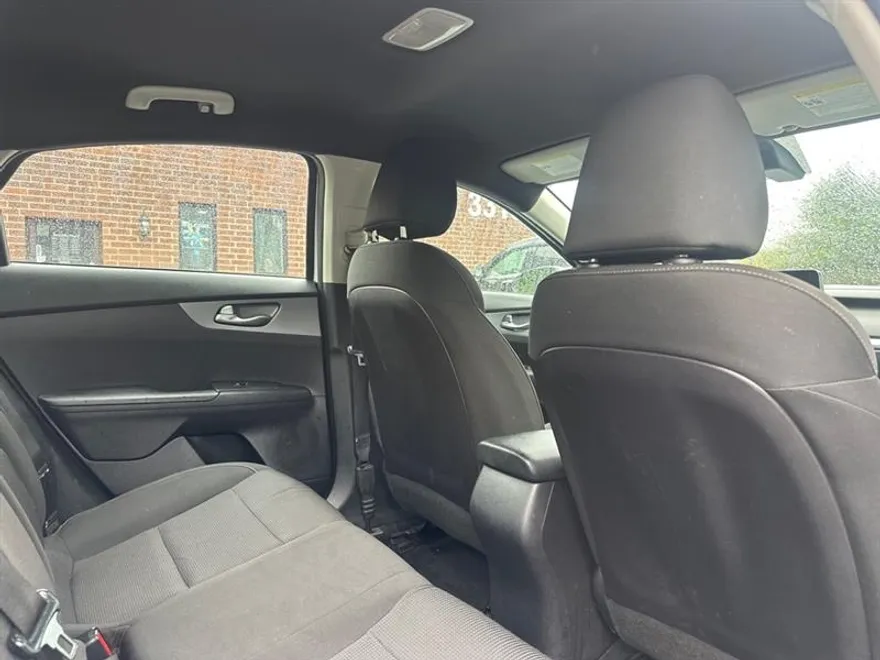 2021 Kia Forte FE photo 16