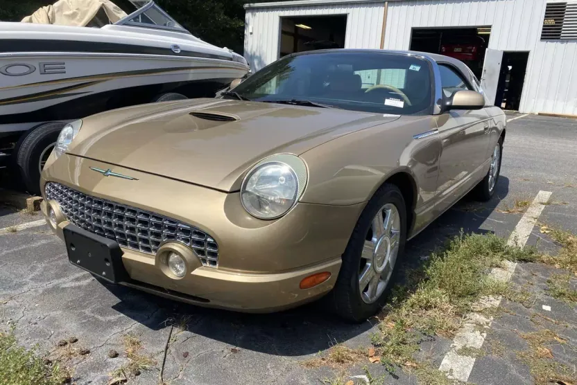 2005 Ford Thunderbird Base photo 1