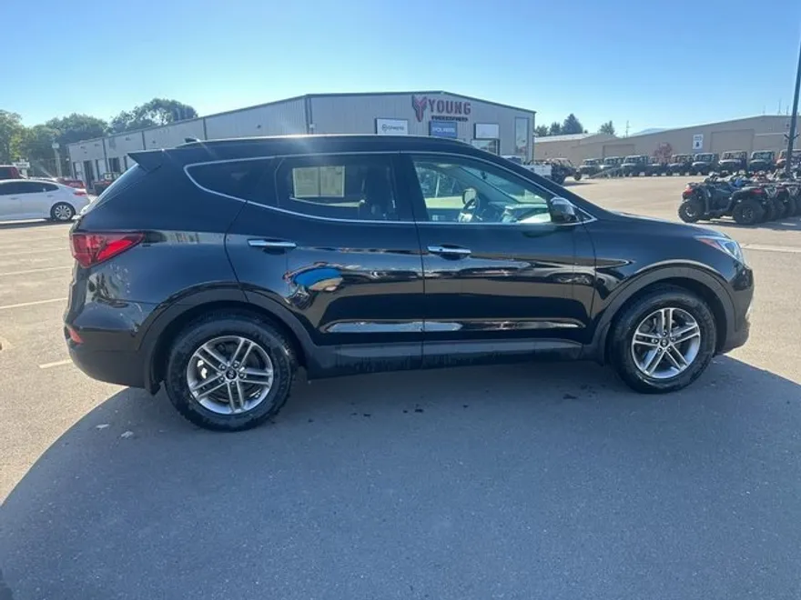 2018 Hyundai Santa Fe Sport photo 1