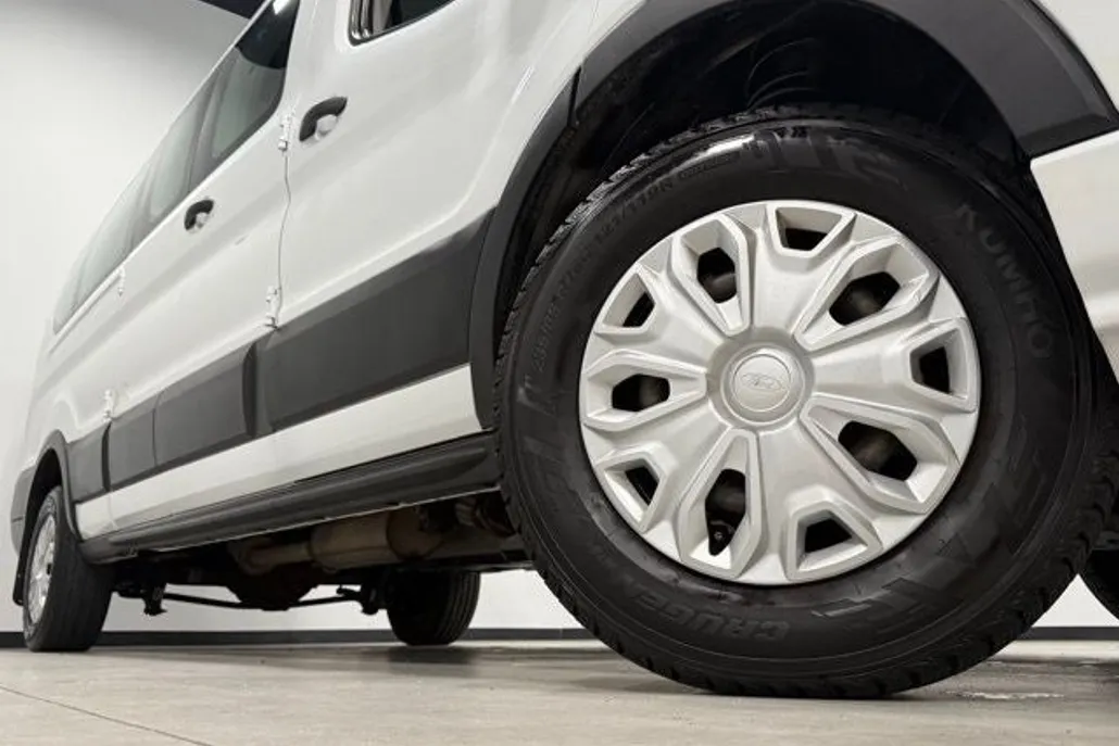 2021 Ford Transit photo 1