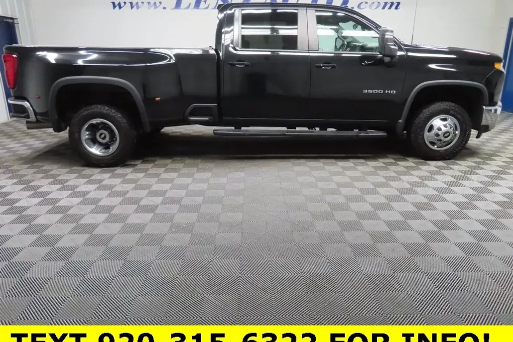 2021 Chevrolet Silverado 3500HD LT photo 1