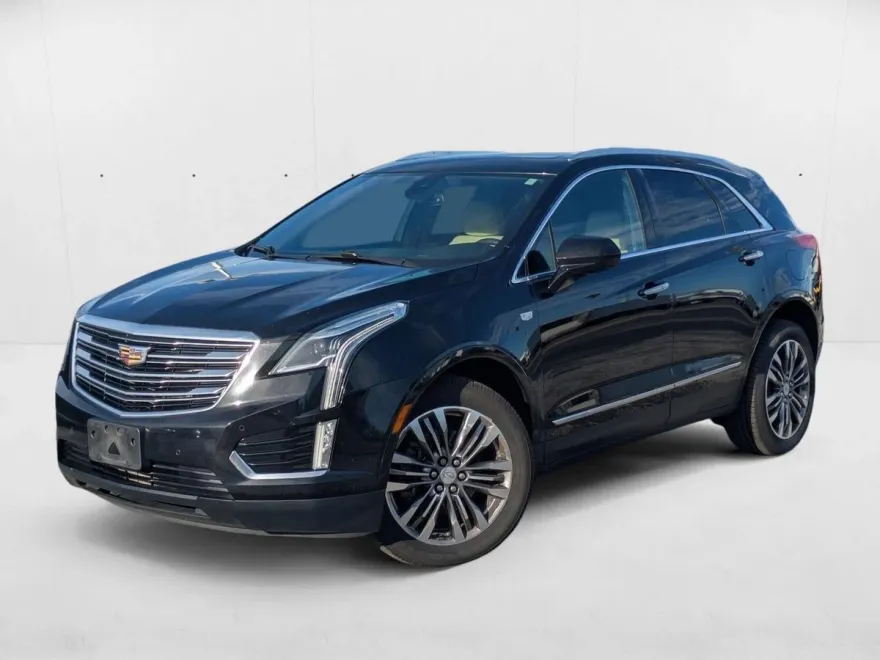 2017 Cadillac XT5 Premium Luxury photo 1