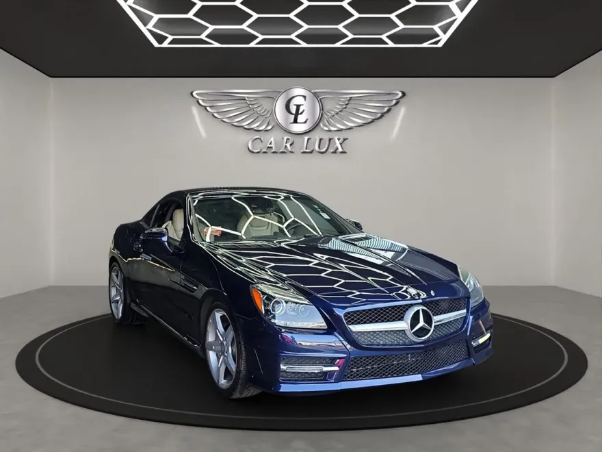 2016 Mercedes Benz SLK 350 photo 1