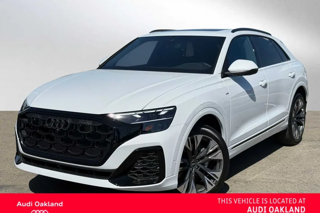 2025 Audi Q8 Premium Plus photo 1