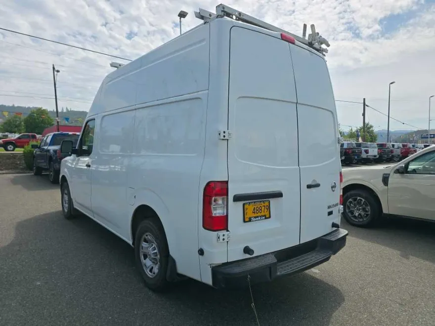 2013 Nissan NV1500 photo 1