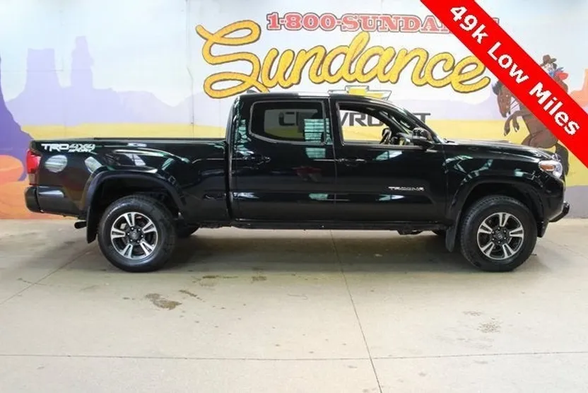 2019 Toyota Tacoma SR5 photo 1