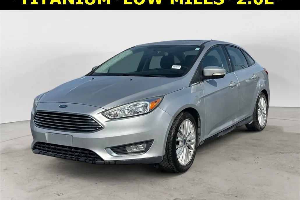 2018 Ford Focus Titanium photo 1