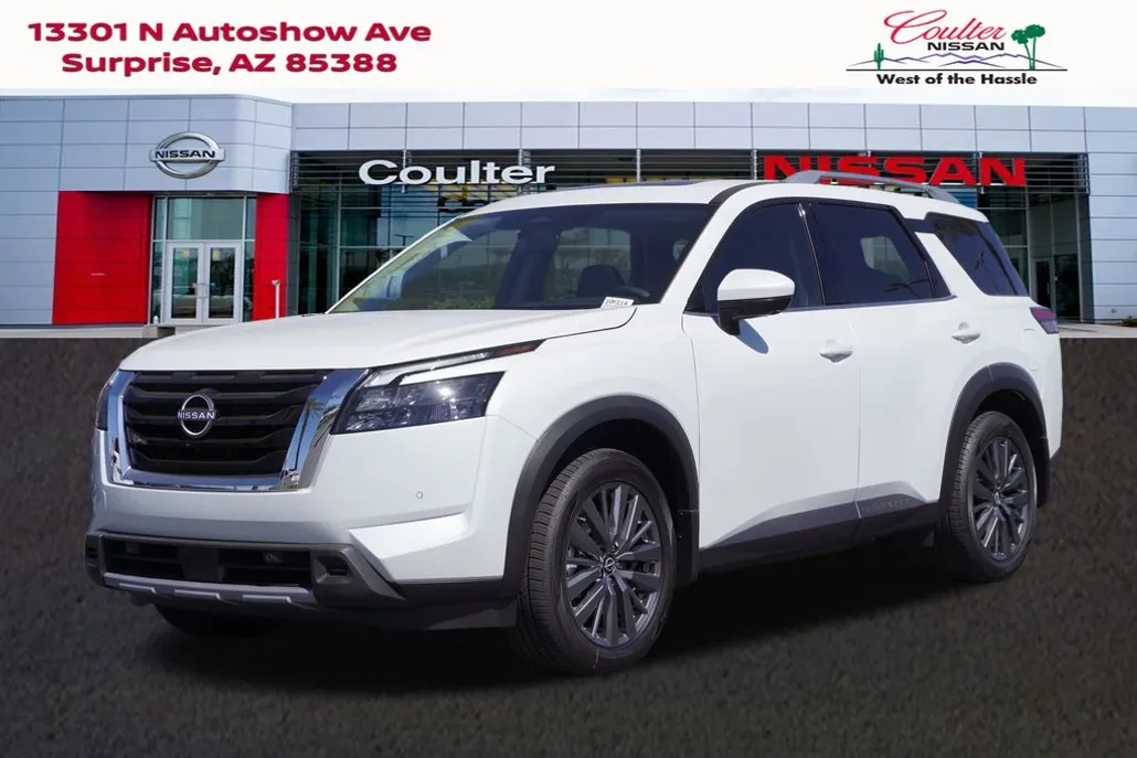 2025 Nissan Pathfinder SL photo 1
