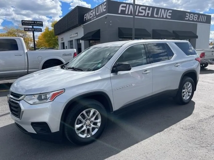 2020 Chevrolet Traverse LS photo 1