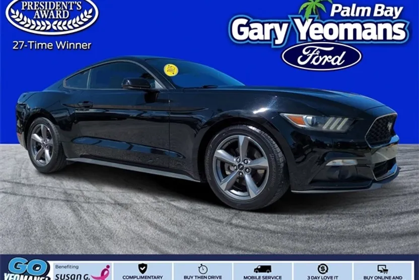 2015 Ford Mustang V6 photo 1