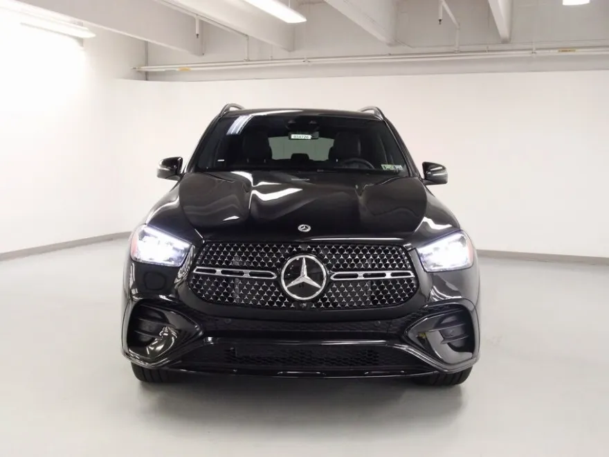 2026 Mercedes Benz GLE 450 4MATIC photo 1