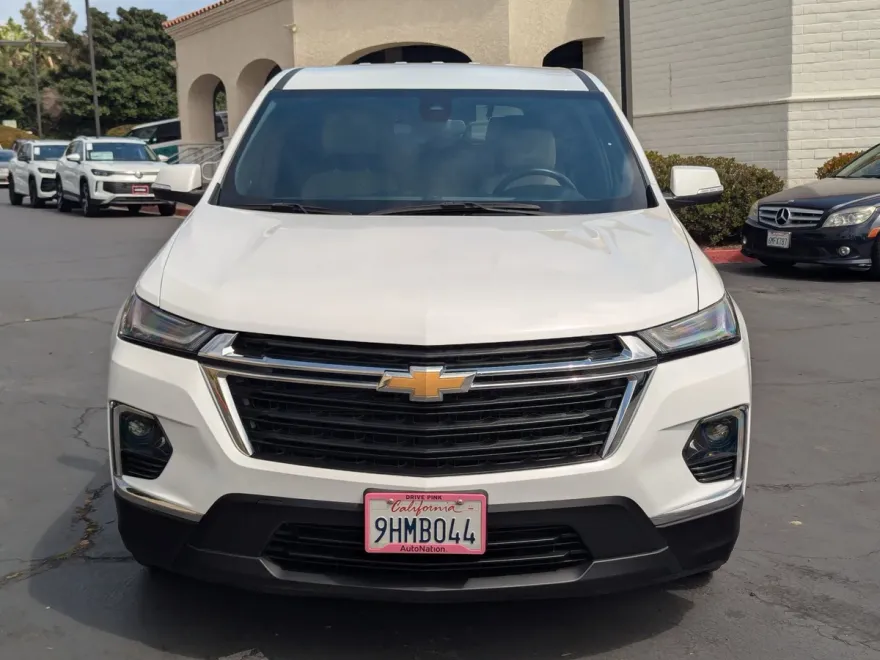 2023 Chevrolet Traverse 1LS photo 1