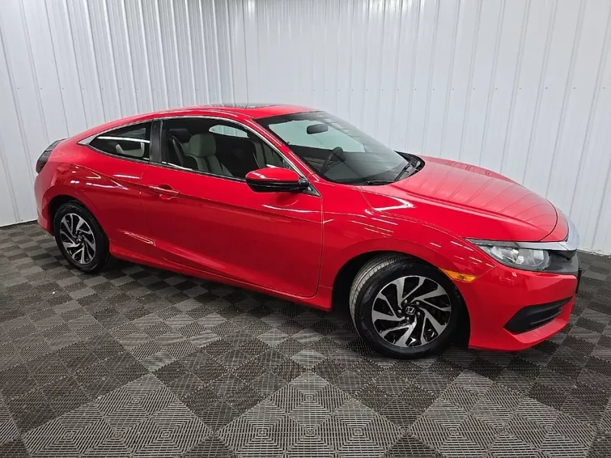 2018 Honda Civic photo 1