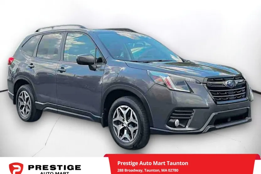 2023 Subaru Forester Premium photo 1