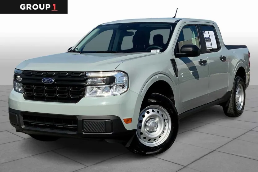 2024 Ford Maverick XL photo 1